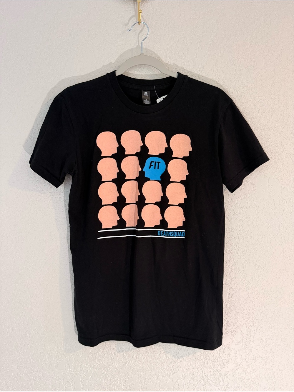 Fit the band tee